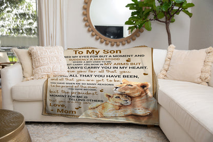 Gifts for Son from Mom and Dad Fathers Day Birthday Gifts to My Son Blanket Boys Christmas Valentines Day Gifts for Him Love Son Letters Printed Soft Flannel Fleece Blanket for Bed Couch 60x 50, 60x80